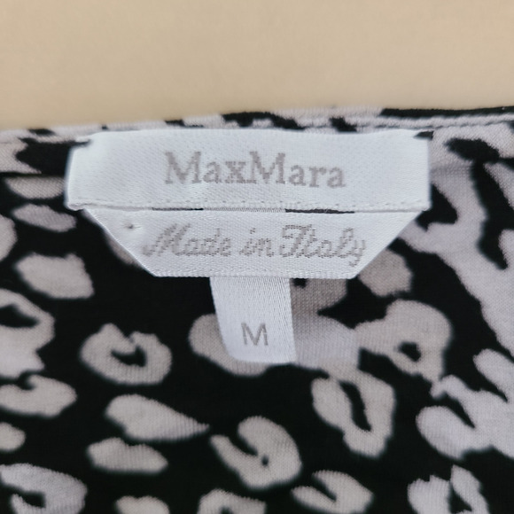 Max Mara Women's Blouse Size Medium Animal Print Lined Scoop neck Luxury - Picture 9 of 12